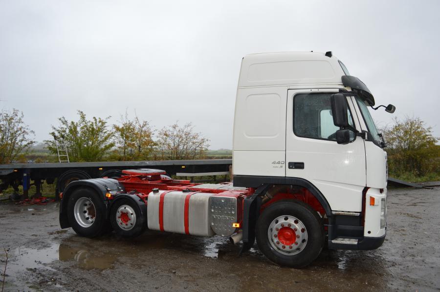 Volvo fm truck 6x2