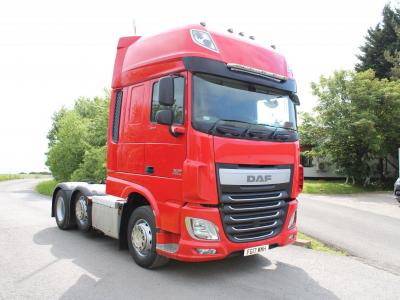 DAF XF105 460 SUPER SPACE 6X2 2017