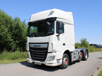 DAF XF 105 460 SUPER SPACE