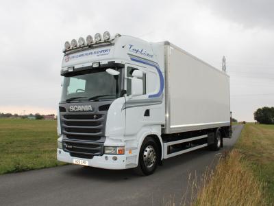 SCANIA R440 MANUAL X2 RACE CAR TRANSPORTER