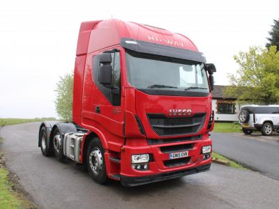 IVECO STRALIS HI WAY 6X2 2015