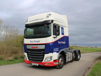 DAF XF 105 460 SUPER SPACE