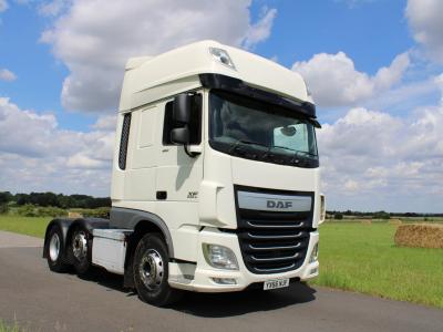 DAF XF105 460 SUPER SPACE 6X2 2016