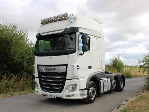 DAF XF 105 480 SUPER SPACE