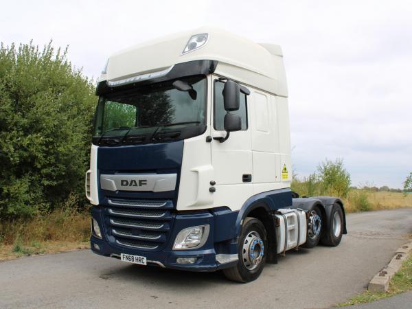 DAF XF 105 480 SUPER SPACE