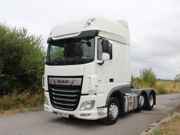 DAF XF 105 530 SUPER SPACE