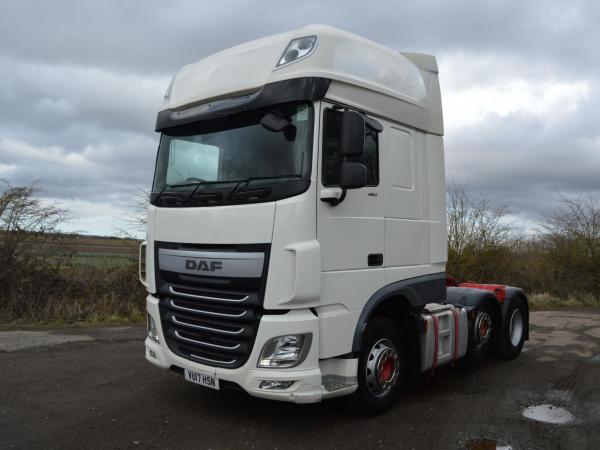 DAF XF105 460 SUPER SPACE 6X2 2017