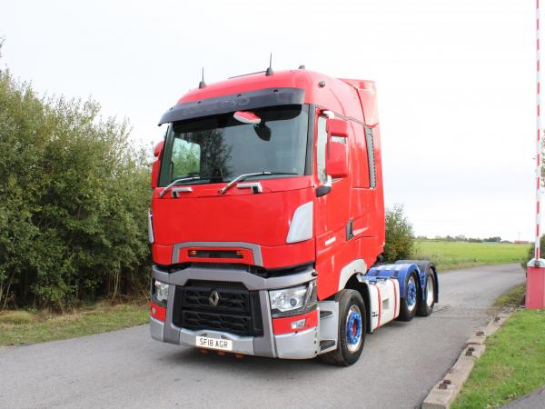 RENAULT T520