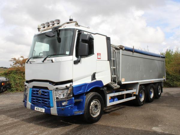 RENAULT C460 8X4 TRIDEM TIPPER
