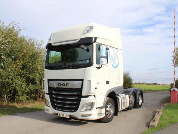 DAF XF 105 480 SUPER SPACE