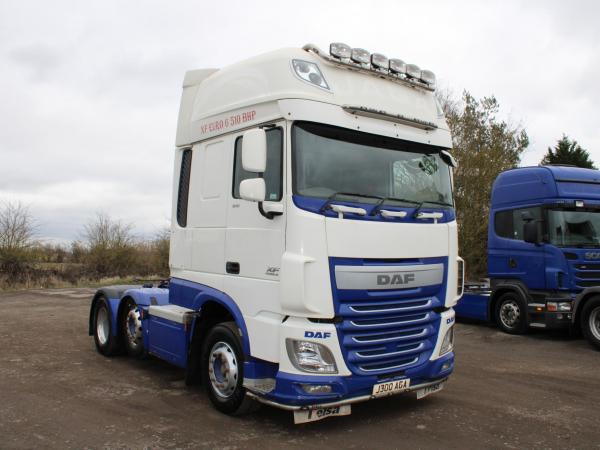 DAF XF105 510 SUPER SPACE 6X2 2015